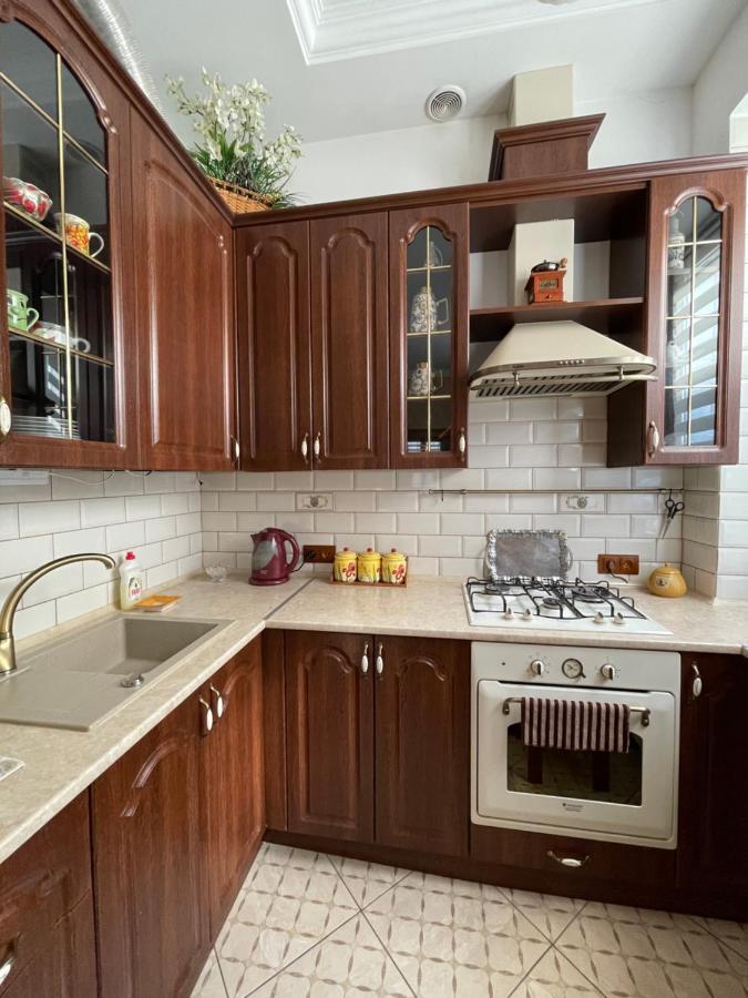 Apartment On Franka Lviv Eksteriør billede